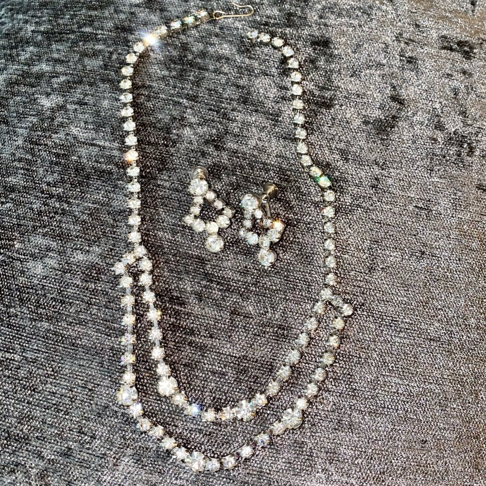 VINTAGE RHINESTONE DOUBLE ROW LARGE SMALL ROUNDS NECKLACE & MATCHING EARRINGS